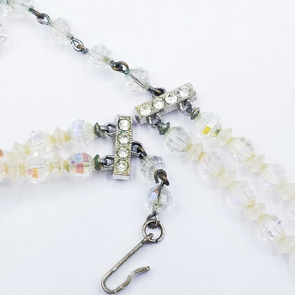 Vintage LAGUNA double strand Aurora Borealis necklace. - Picture 5 of 9